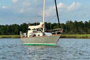 27ft Cape Dory Yacht For Sale
