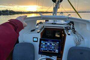 27ft Cape Dory Yacht For Sale