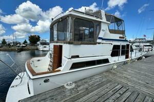 47ft Marine Trader Yacht For Sale