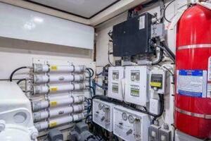 OCTOBER PRINCESS 72ft Viking Sport Cruisers Yacht For Sale