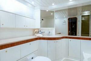 OCTOBER PRINCESS 72ft Viking Sport Cruisers Yacht For Sale