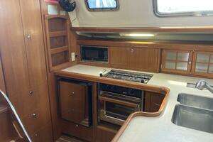 Wind Dancer 42ft Hunter Yacht For Sale