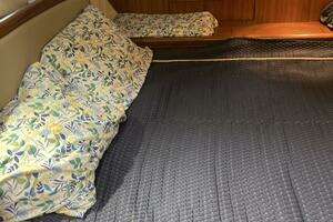 Wind Dancer 42ft Hunter Yacht For Sale