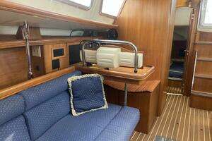 Wind Dancer 42ft Hunter Yacht For Sale