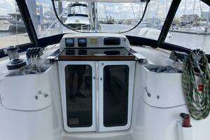 Wind Dancer 42ft Hunter Yacht For Sale