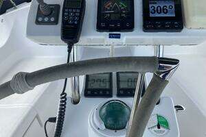 Wind Dancer 42ft Hunter Yacht For Sale