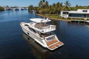 2010 Azimut 75 Fly thumbnail 4