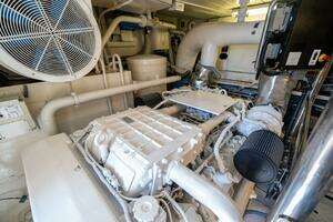 2010 Azimut 75 Fly thumbnail 50