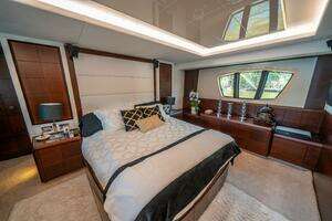 2010 Azimut 75 Fly thumbnail 36