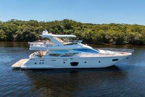 2010 Azimut 75 Fly thumbnail 1