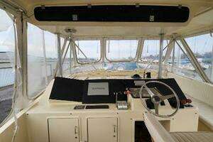 1989 Ocean Yachts 55 thumbnail 12