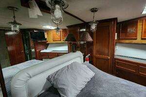1989 Ocean Yachts 55 thumbnail 10