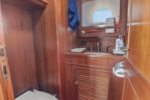 4 Umbrellas 78ft Jongert Yacht For Sale