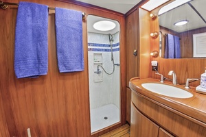 4 Umbrellas 78ft Jongert Yacht For Sale