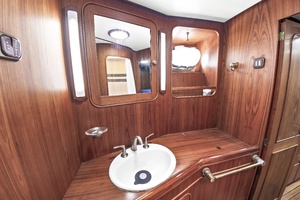 4 Umbrellas 78ft Jongert Yacht For Sale