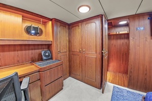 4 Umbrellas 78ft Jongert Yacht For Sale