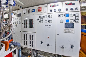 4 Umbrellas 78ft Jongert Yacht For Sale