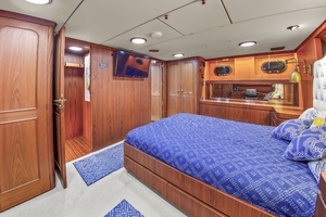 4 Umbrellas 78ft Jongert Yacht For Sale