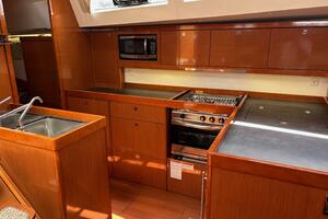 48ft Beneteau Yacht For Sale