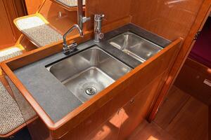 48ft Beneteau Yacht For Sale