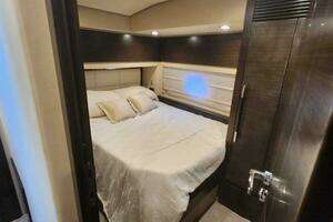 2014 Azimut Flybridge thumbnail 84