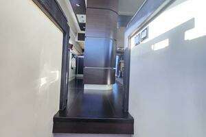 2014 Azimut Flybridge thumbnail 104