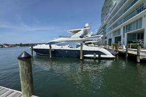 2014 Azimut Flybridge thumbnail 2