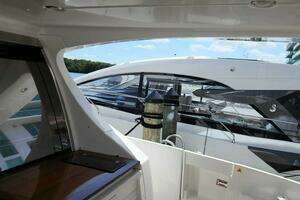 2014 Azimut Flybridge thumbnail 23