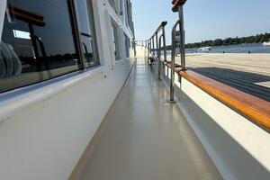 Vessel Image #9