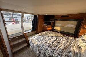 50ft Carver Yacht For Sale