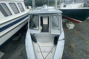 24ft Hewescraft Yacht For Sale