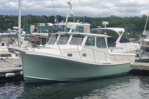 Lucy 28ft Nauset Yacht For Sale