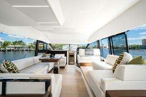 2020 Prestige 520 Fly thumbnail 32