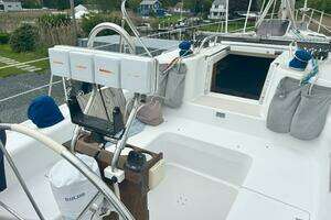 1999 Catalina 380 thumbnail 5