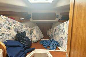 1999 Catalina 380 thumbnail 21