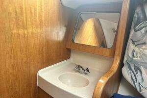 1999 Catalina 380 thumbnail 22