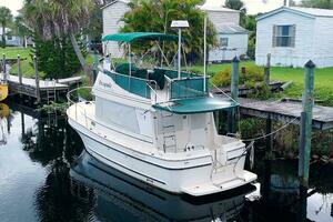 Escapade 31ft Camano Yacht For Sale