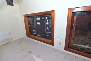 Escapade 31ft Camano Yacht For Sale