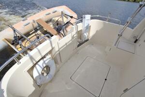 Escapade 31ft Camano Yacht For Sale