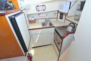 Escapade 31ft Camano Yacht For Sale