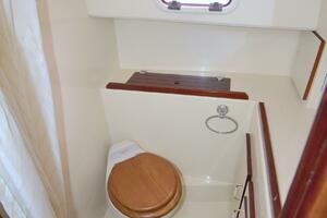 Escapade 31ft Camano Yacht For Sale