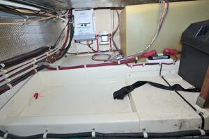 Escapade 31ft Camano Yacht For Sale