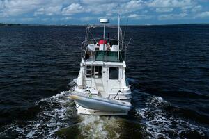 Escapade 31ft Camano Yacht For Sale