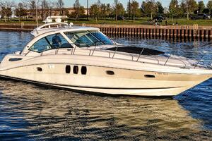 48FT (14.63M) SEA RAY
