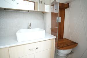 Photo 5783138 for 2026 Regal 36 XO  