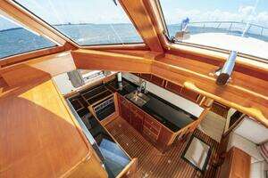 2005 Grand Banks 49 Eastbay SX w/Side Door thumbnail 21