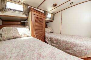 2005 Grand Banks 49 Eastbay SX w/Side Door thumbnail 38