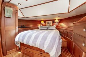 AMYLEASA 49ft Grand Banks Yacht For Sale