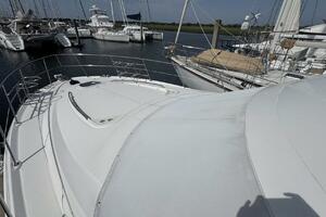 2005 Sea Ray 500 Bow
