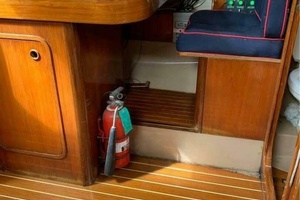 42ft Beneteau Yacht For Sale